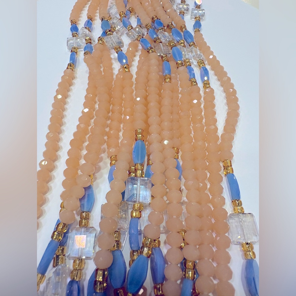 NWT “PEACHEEZZZ” Crystalline Beads w/Clear, Blue & Gold accents up to 50 length - Picture 5 of 16